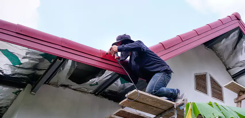 Rain Gutter Repair in Kirkland